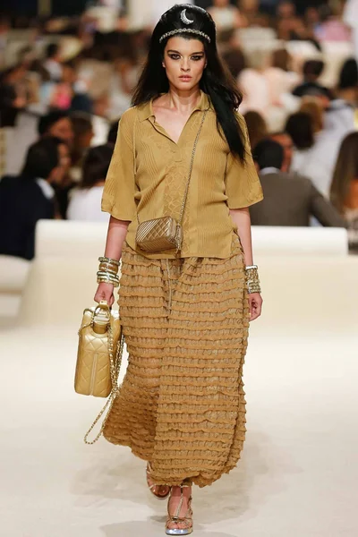 Look 72
